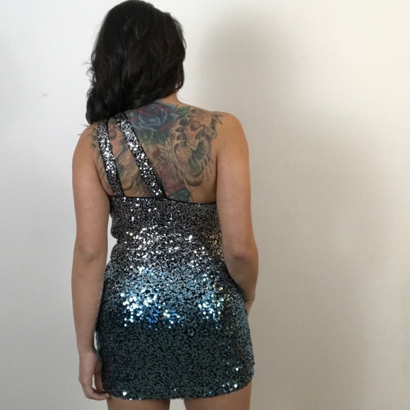 David & Johnny Sequin One Shoulder Dress 9/10 - Picture 3 of 8